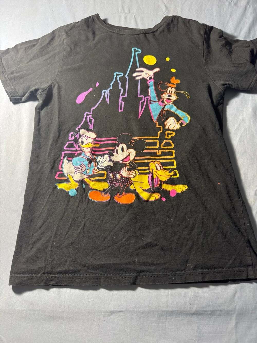 Youth Disney Mickey Mouse & Friends Neon Castle T-Shirt Size XL 14 Black